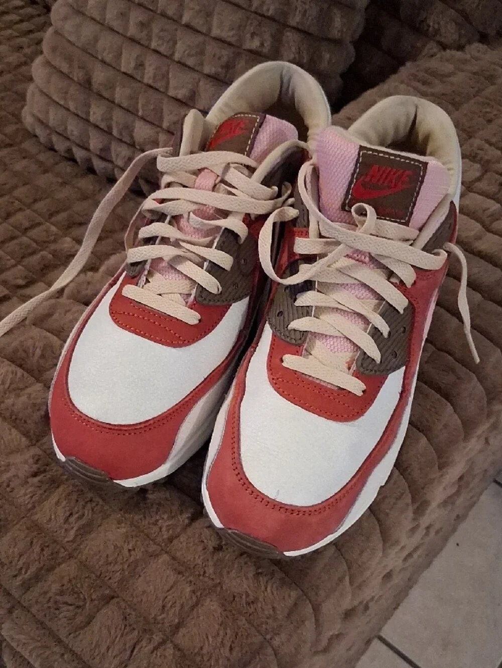 Nike White Pink Coral Runner Sneakers